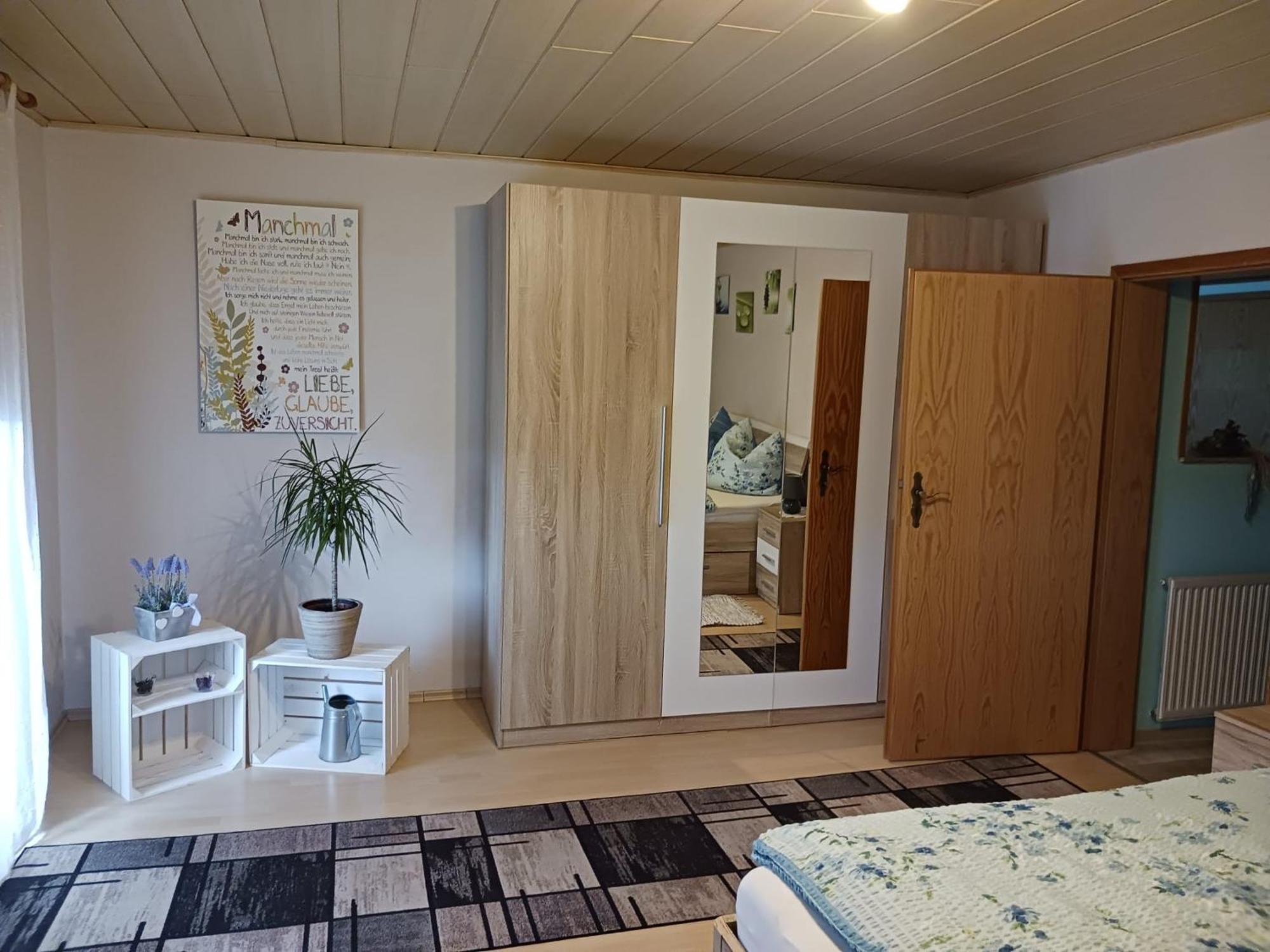 Ferienwohnung Luecking Im Westerwald Flammersfeld Bagian luar foto